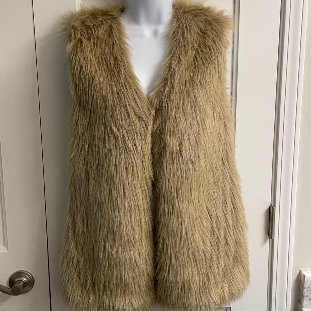 Ladies faux fur vest